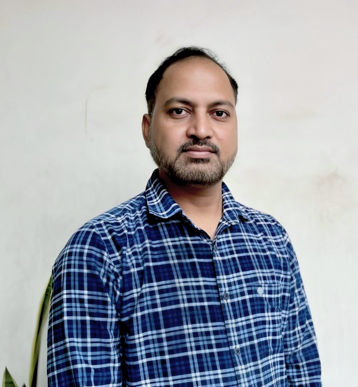 Mr. Naresh Kumar Nishad